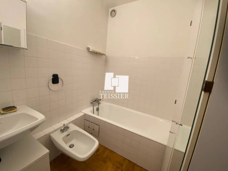 Vente appartement 2 pièces 44 m² à Les Vans 07140