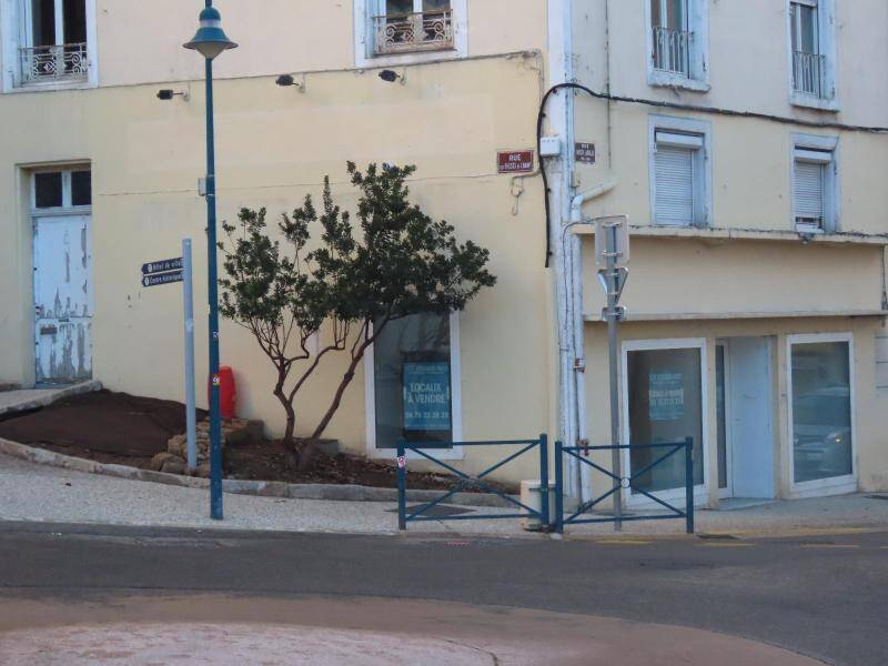 Vente local à Annonay 07100 79 000 €