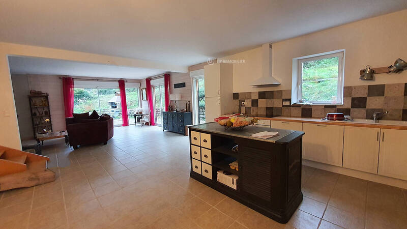 Vente maison 6 pièces 188 m² à Saint-Christol 07160