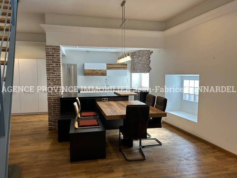 Vente maison 11 pièces 201 m² à Valréas 84600