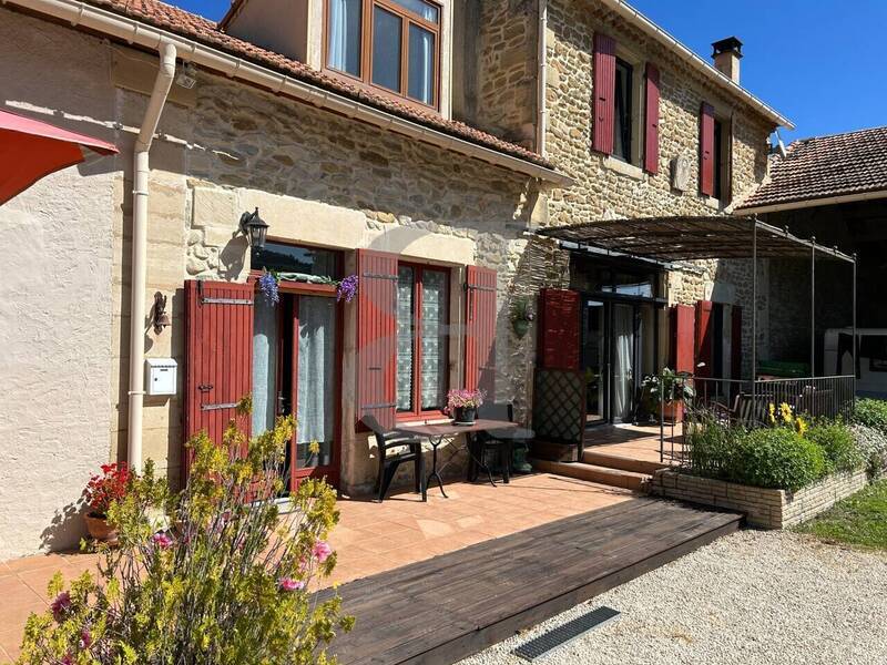 Vente maison 6 pièces 207 m² à Nyons 26110