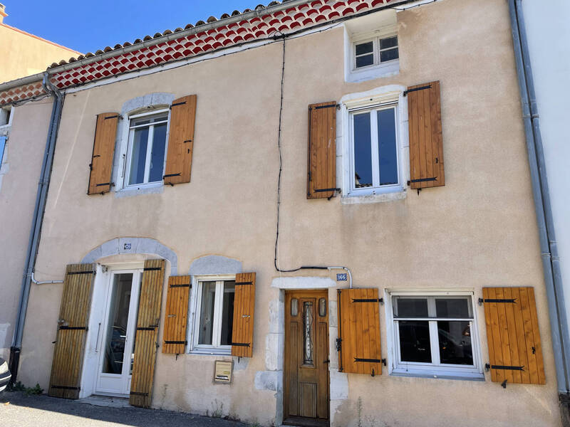 Vente maison 6 pièces 130 m² à Villeneuve-de-Berg 07170