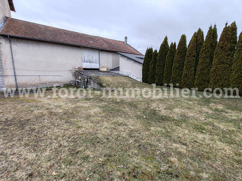 Vente immeuble à Saint-Agrève 07320