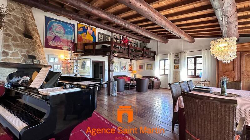 Vente maison 12 pièces 250 m² à Gras 07700