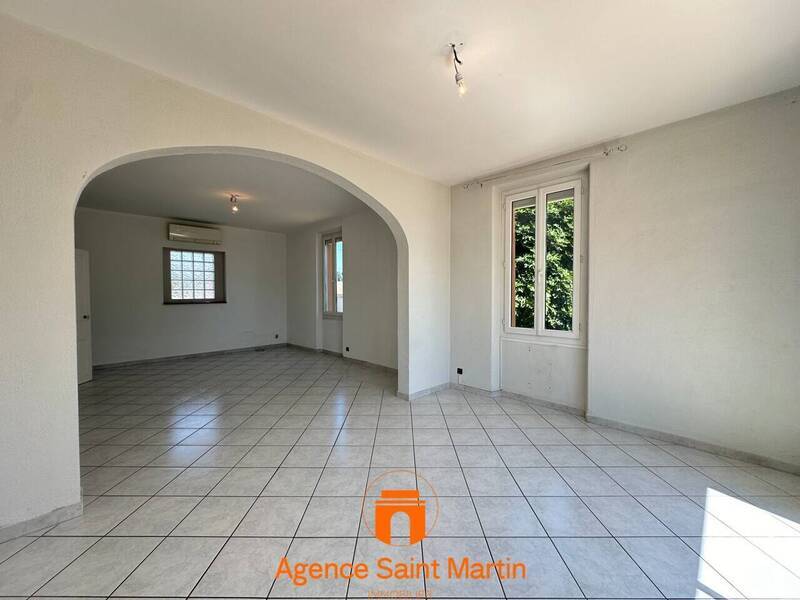 Vente maison 7 pièces 150 m² à Montélimar 26200