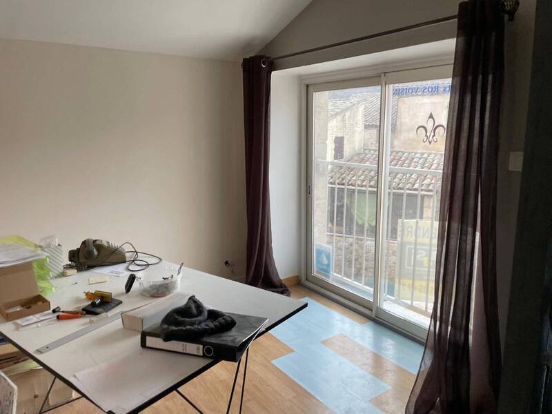 Vente maison 2 pièces 140 m² à Vesseaux 07200