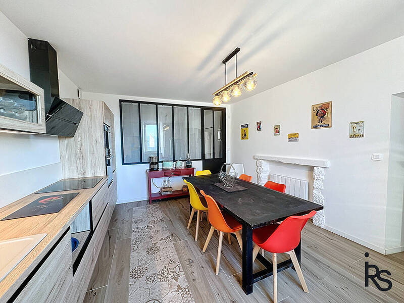 Vente maison 5 pièces 143 m² à Vinezac 07110