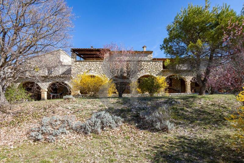 Vente maison 4 pièces 123 m² à Buis-les-Baronnies 26170