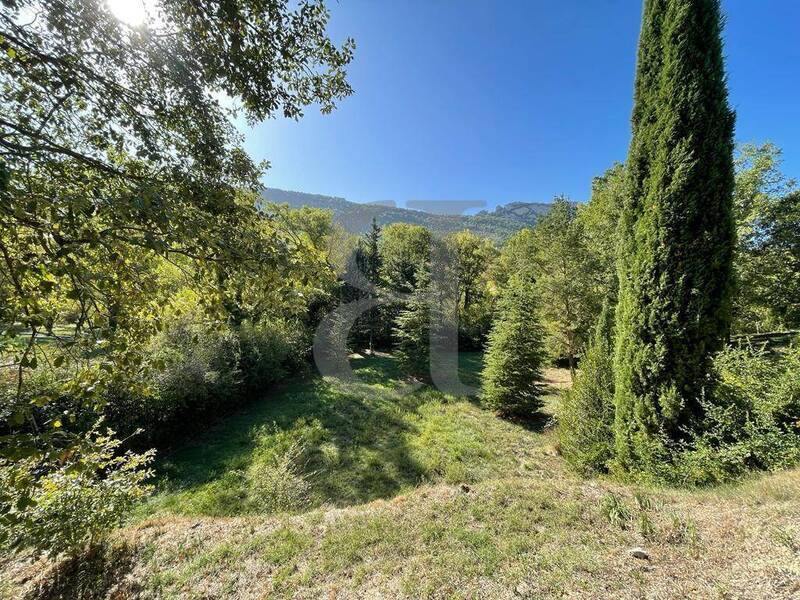 Vente terrain à Buis-les-Baronnies 26170