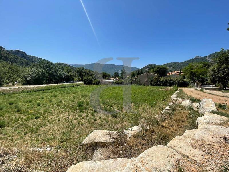 Vente terrain à Buis-les-Baronnies 26170