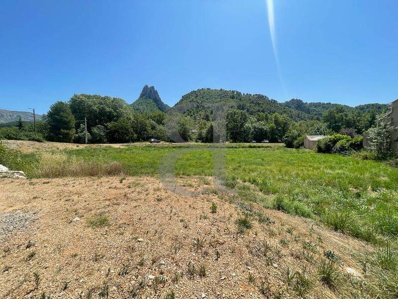 Vente terrain à Buis-les-Baronnies 26170