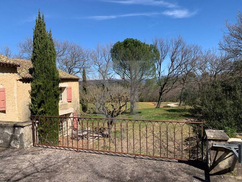 Vente maison 7 pièces 248 m² à Grignan 26230