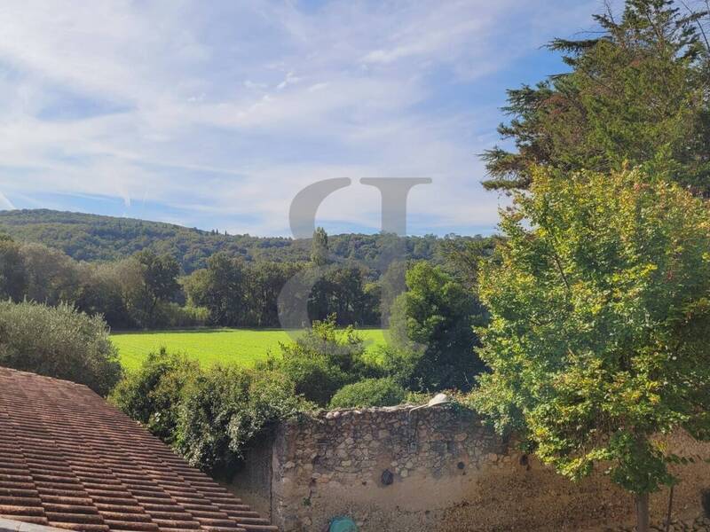 Vente maison 9 pièces 180 m² à Grignan 26230