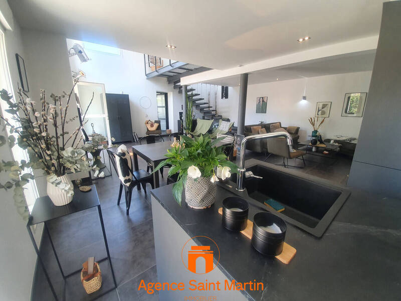 Vente maison 5 pièces 138 m² à Montélimar 26200