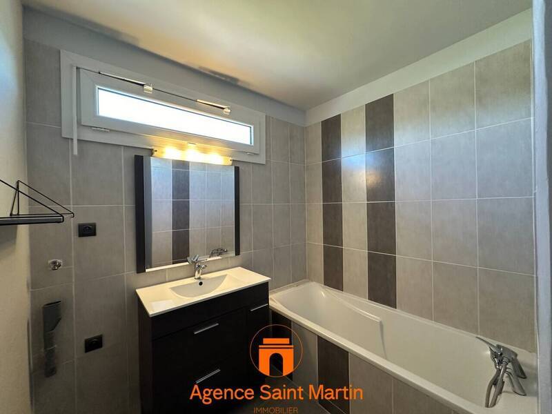 Vente appartement 2 pièces 48 m² à Montélimar 26200