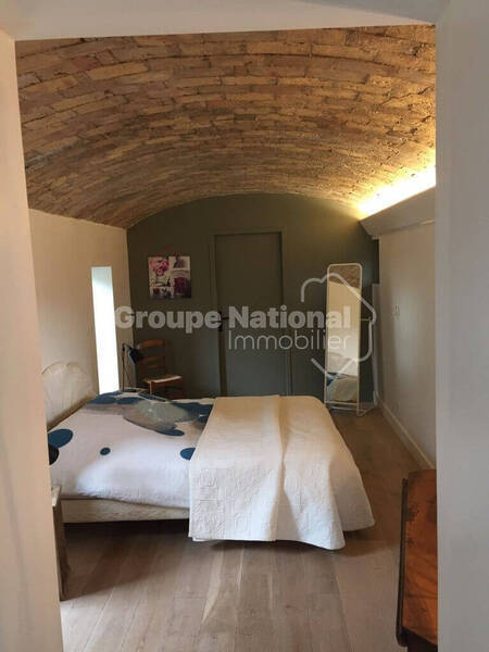 Vente maison 10 pièces 280 m² à Saint-Vincent-de-Barrès 07210