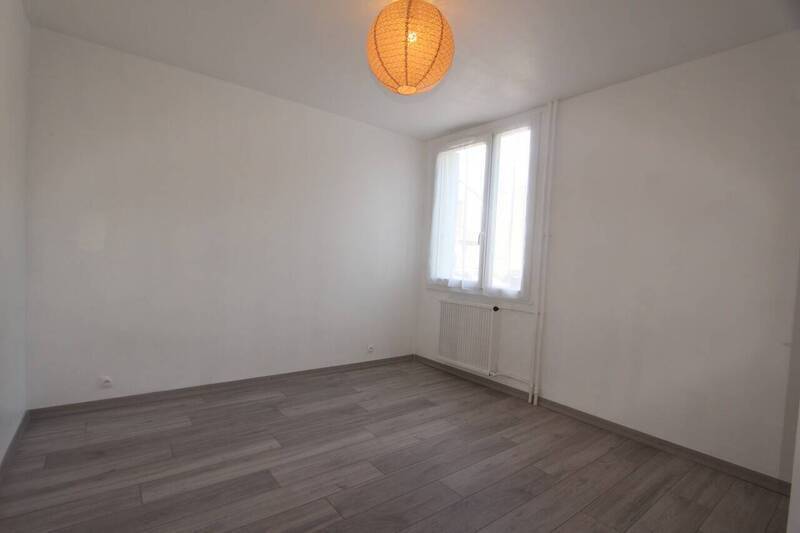 Vente appartement 4 pièces 9 m² à Romans-sur-Isère 26100