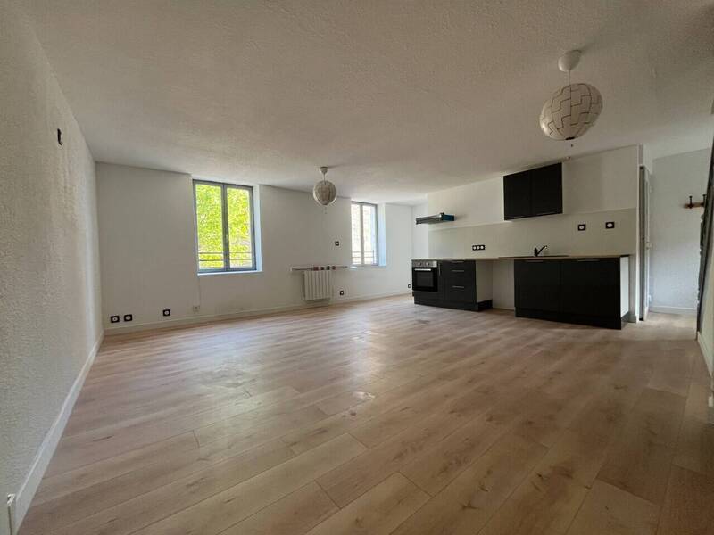 Vente maison 5 pièces 122 m² à Saint-Uze 26240