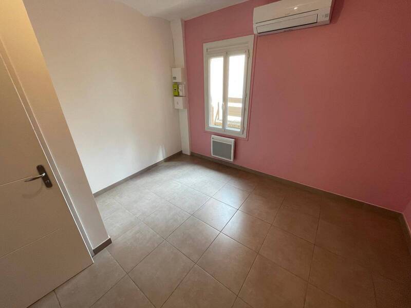 Location local à Saint-Didier-sous-Aubenas 07200 826 €