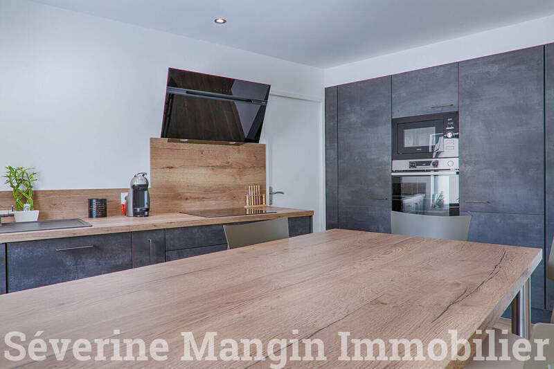 Vente maison 6 pièces 138 m² à Romans-sur-Isère 26100