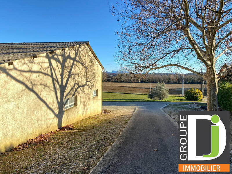 Vente maison 4 pièces 640 m² à Beaumont-lès-Valence 26760