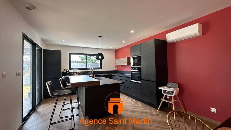 Vente maison 6 pièces 146 m² à Montélimar 26200