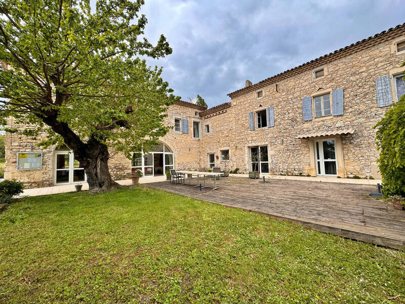 Vente maison 26 pièces 825 m² à Marsanne 26740