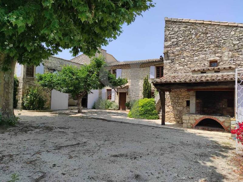 Vente maison 8 pièces 320 m² à Marsanne 26740