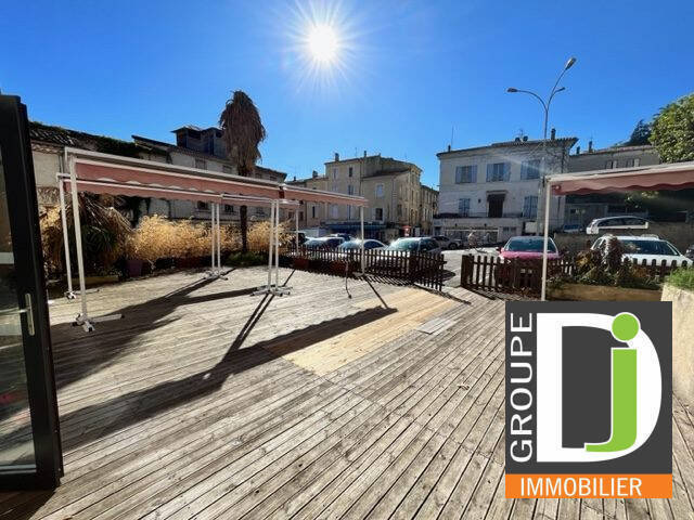 Vente local à Crest 26400 215 000 €