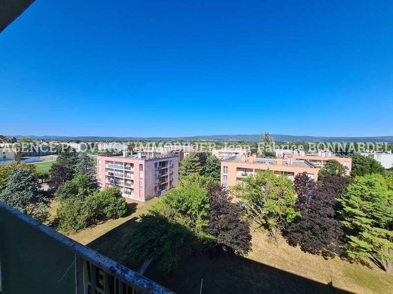 Vente appartement 6 pièces 103 m² à Pierrelatte 26700