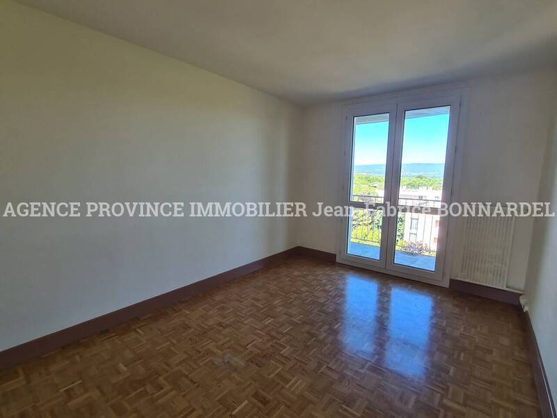 Vente appartement 6 pièces 103 m² à Pierrelatte 26700