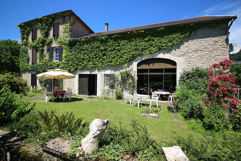 Vente maison 8 pièces 335 m² à Saint-Martin-en-Vercors 26420