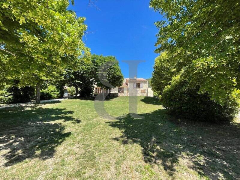 Vente maison 9 pièces 345 m² à Buis-les-Baronnies 26170