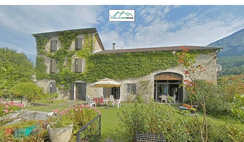 Vente maison 9 pièces 335 m² à Saint-Martin-en-Vercors 26420