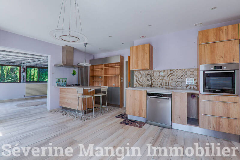 Vente maison 6 pièces 136 m² à Romans-sur-Isère 26100