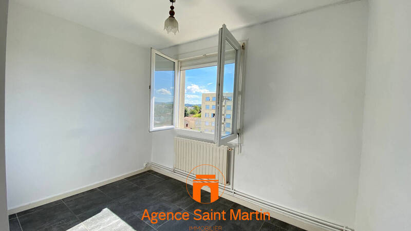 Vente appartement 4 pièces 66 m² à Montélimar 26200