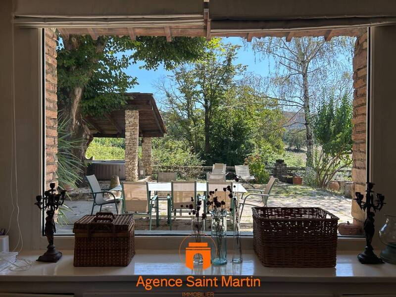 Vente maison 6 pièces 277 m² à Montélimar 26200