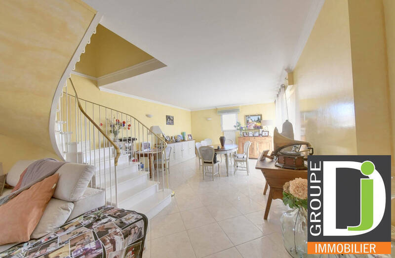 Vente appartement 5 pièces 170 m² à Le Pouzin 07250