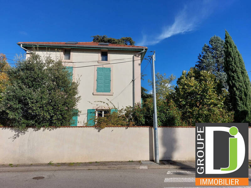 Vente maison 8 pièces 180 m² à Romans-sur-Isère 26100