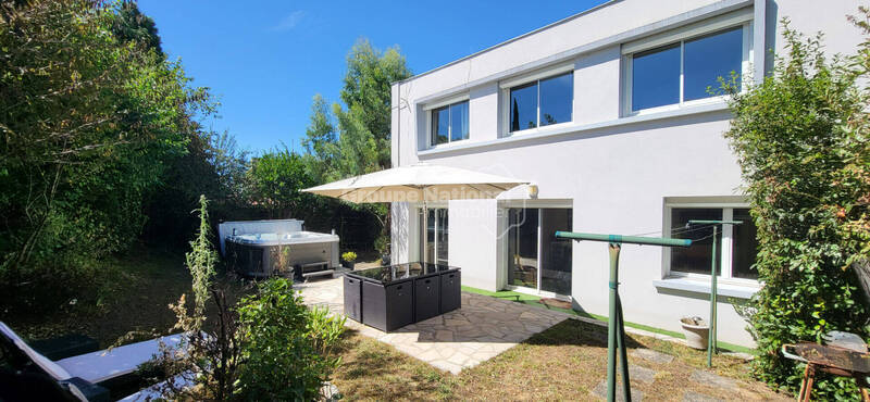 Vente maison 6 pièces 140 m² à Valence 26000