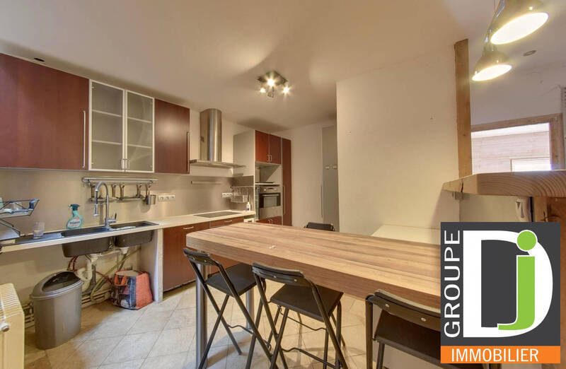 Vente maison 7 pièces 193 m² à Aouste-sur-Sye 26400