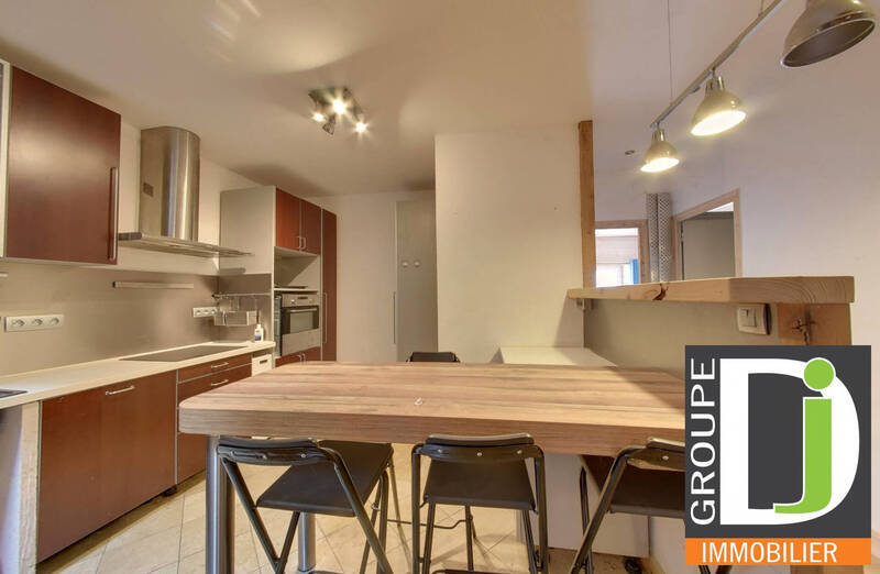 Vente maison 7 pièces 193 m² à Aouste-sur-Sye 26400