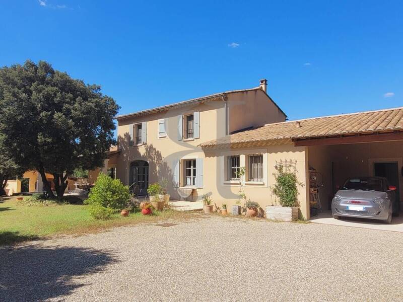 Vente maison 7 pièces 200 m² à Grignan 26230