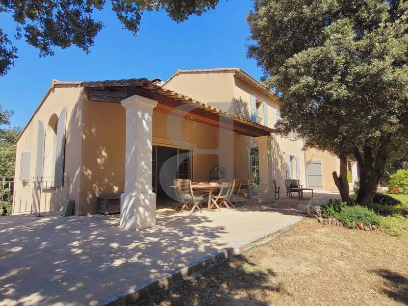 Vente maison 7 pièces 200 m² à Grignan 26230