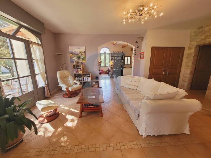 Vente maison 7 pièces 200 m² à Grignan 26230