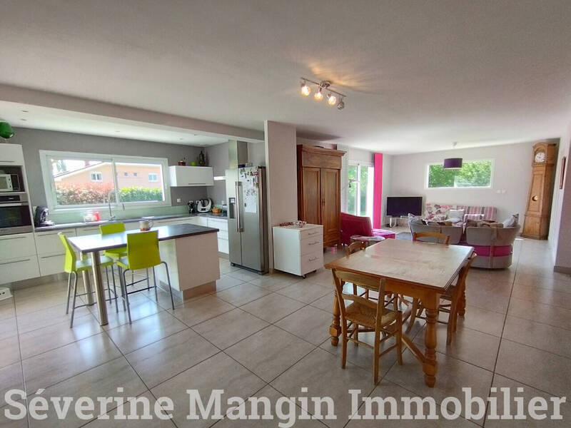 Vente maison 5 pièces 148 m² à Romans-sur-Isère 26100