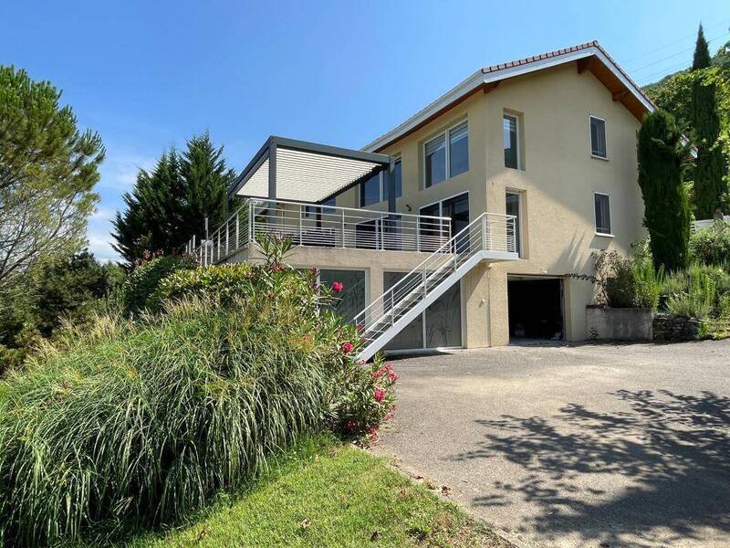 Vente maison 8 pièces 276 m² à La Baume-d'Hostun 26730