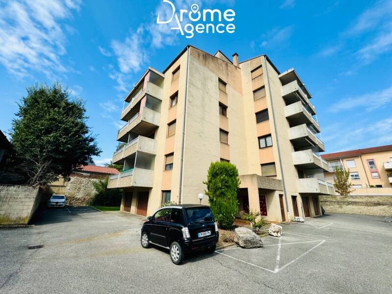 Vente appartement 3 pièces 64 m² à Romans-sur-Isère 26100