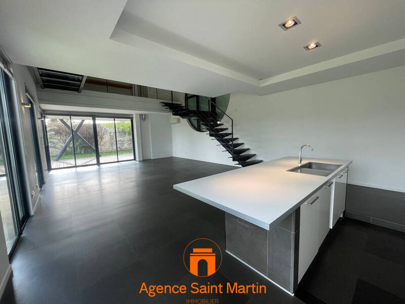 Vente maison 5 pièces 150 m² à Montélimar 26200