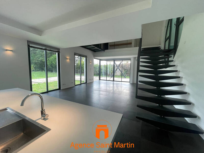 Vente maison 5 pièces 150 m² à Montélimar 26200